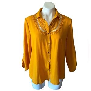 Roly Poly Women’s Mustard Yellow Lace 3/4 Sleeve Button Down Shirt Size Large